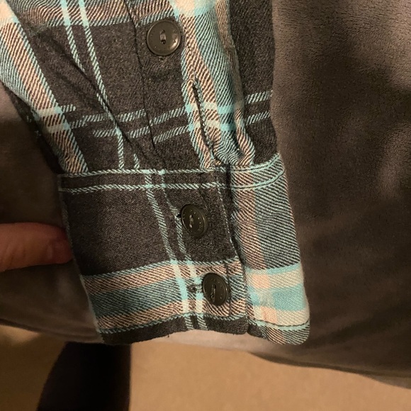 Arizona Jean Company Flannel - Picture 3 of 3